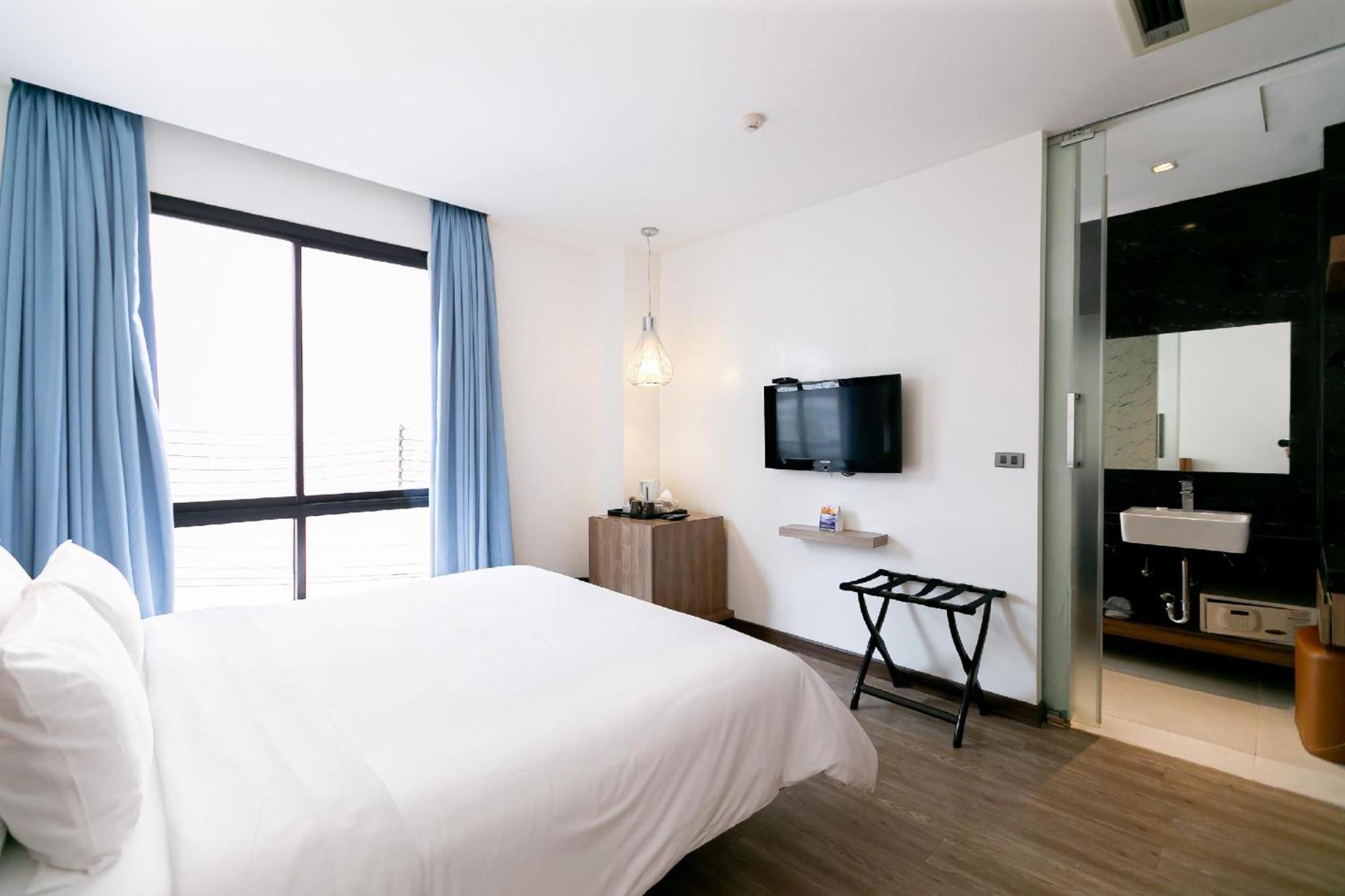 Hotel Uno Express à Bangkok Extérieur photo
